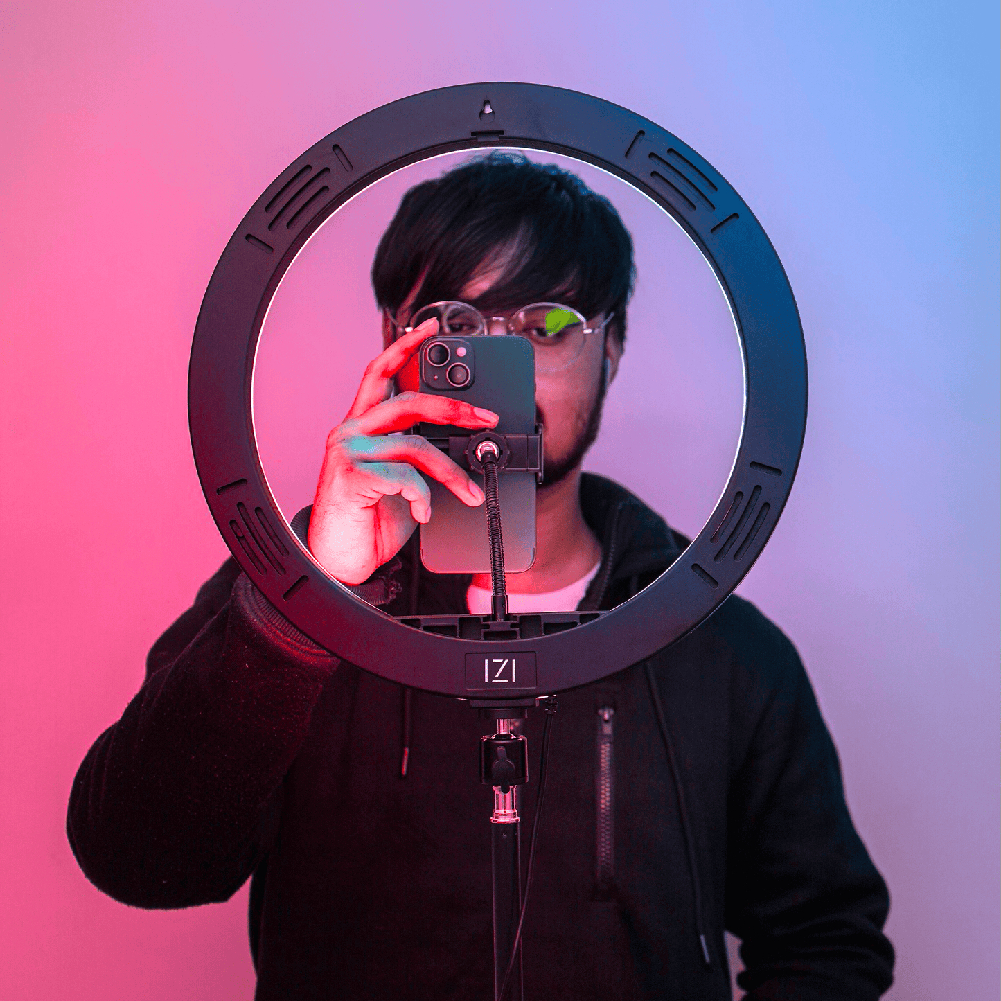 IZI LIGHT 16" Ring Light - 10 Dual & 15 RGB colors, 360